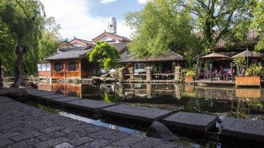 古墓丽影崛起